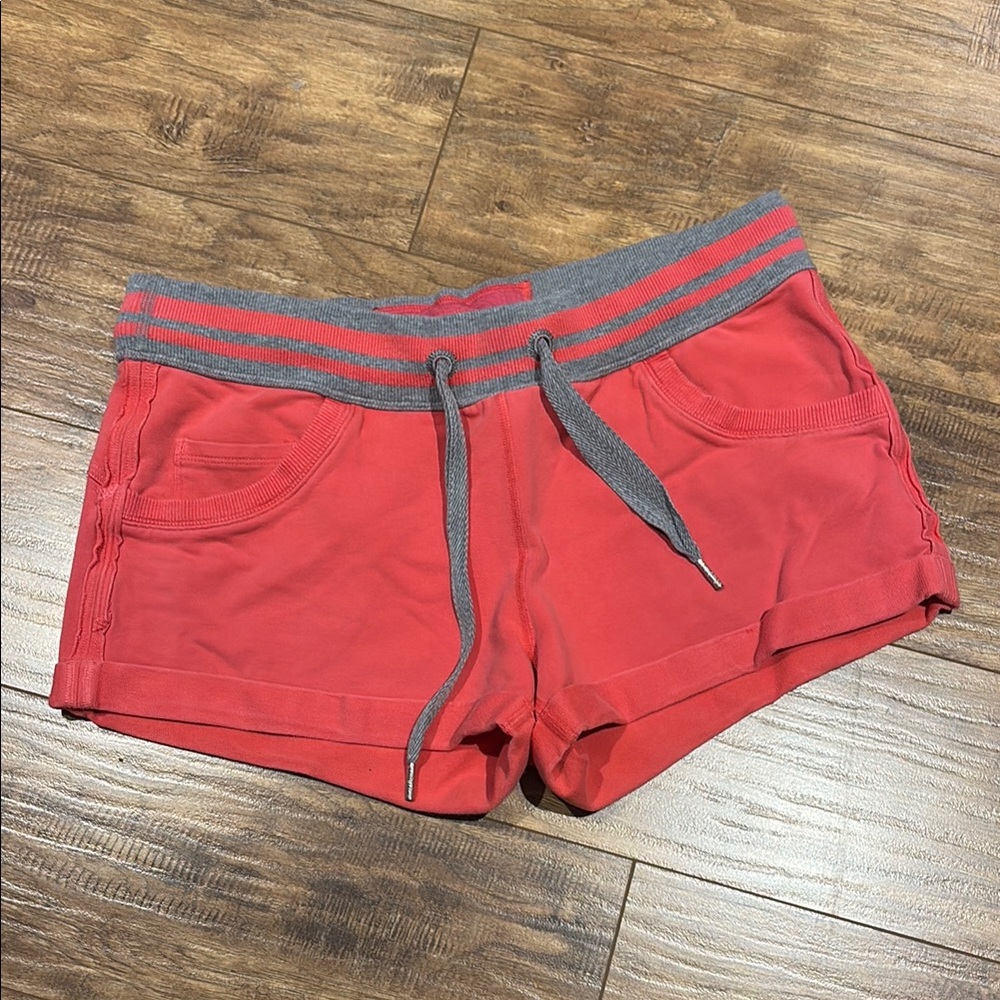 Lululemon vintage casual athlete shorts pink and grey size 6